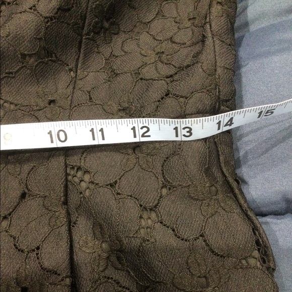 TRINA TURK BLACK FIT & FLARE DRESS SIZE 4 NWOT - Picture 2 of 6